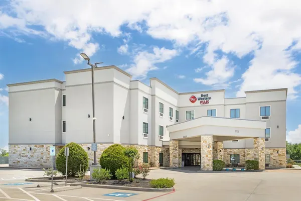 Photo 1 - Best Western Plus Waller Hotel