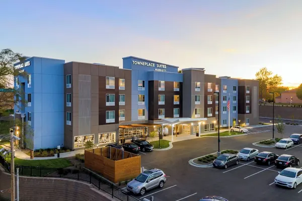 Photo 1 - TownePlace Suites  by Marriott Leavenworth