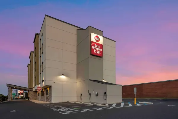 Photo 1 - Best Western Plus Philadelphia-Pennsauken Hotel