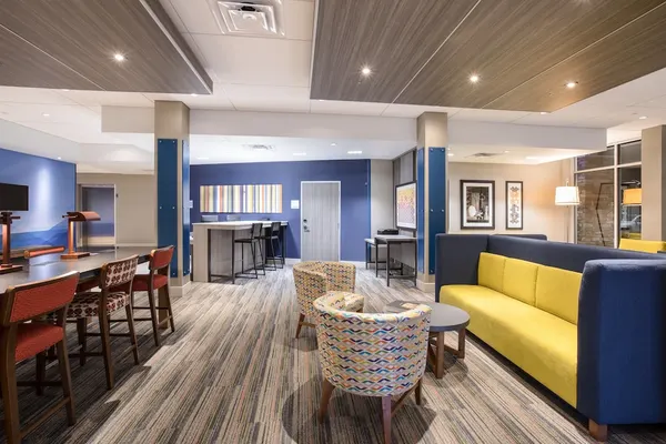 Photo 1 - Holiday Inn Express & Suites Denver Ne - Brighton by IHG