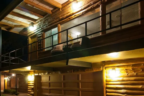 Photo 1 - Boise Hillside Suites