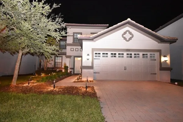Photo 1 - 4912cg 5 Bedroom Home by RedAwning