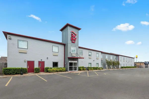 Photo 1 - Red Roof Inn Baton Rouge