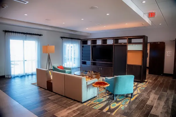Photo 1 - Holiday Inn & Suites Savannah Airport - Pooler by IHG