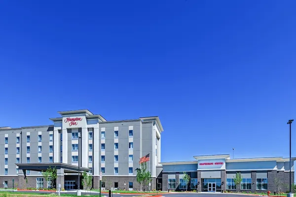 Photo 1 - Hampton Inn Gardner Conference Center