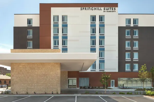 Photo 1 - SpringHill Suites by Marriott Milwaukee West/Wauwatosa