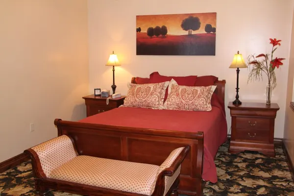 Photo 1 - Caldwell Messenger Suites