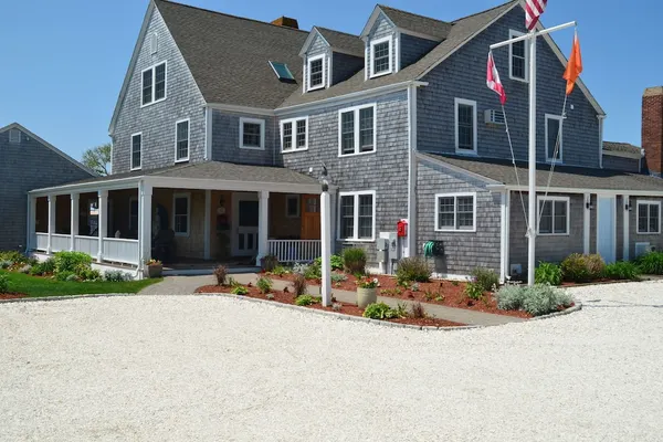 Photo 1 - Beach Breeze Inn
