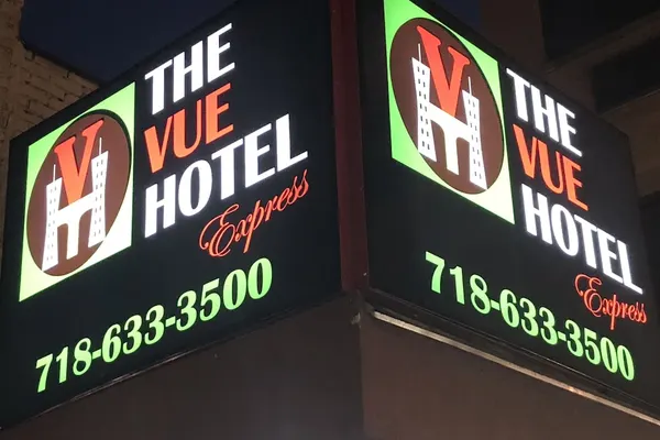 Photo 1 - The Vue Hotel Express