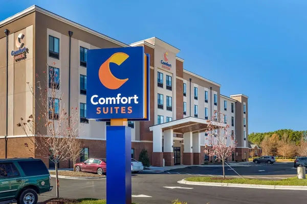 Photo 1 - Comfort Suites Greensboro - High Point