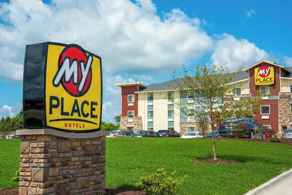 Photo 1 - My Place Hotel - Mount Pleasant