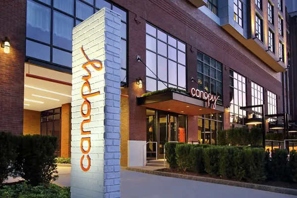 Photo 1 - Canopy By Hilton Columbus Downtown Short North