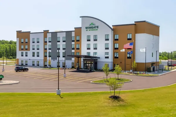 Photo 1 - Wingate by Wyndham Angola