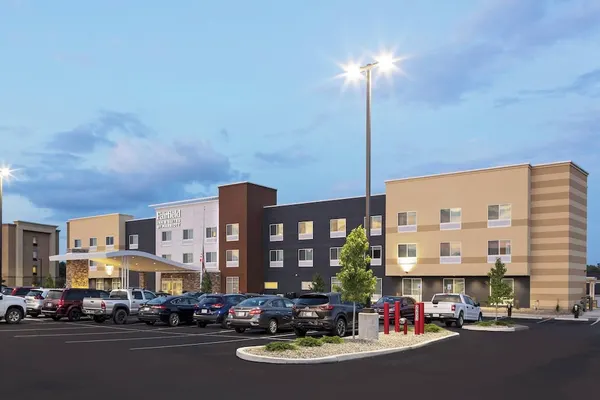 Photo 1 - Fairfield Inn & Suites by Marriott Indianapolis Greenfield