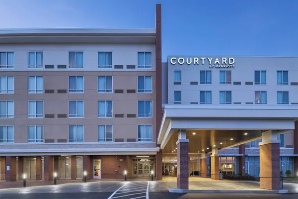 Photo 1 - Courtyard by Marriott St. Louis Brentwood