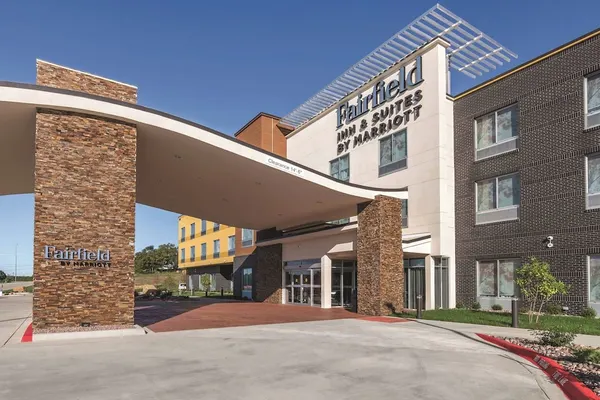 Photo 1 - Fairfield Inn & Suites by Marriott Kansas City Shawnee