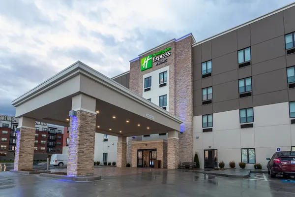 Photo 1 - Holiday Inn Express & Suites Columbus - Worthington by IHG