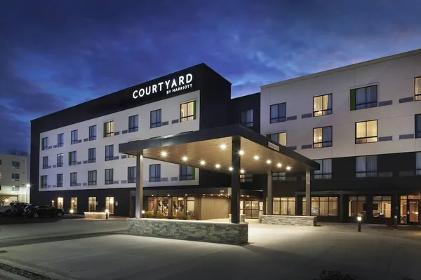 Photo 1 - Courtyard by Marriott Jackson