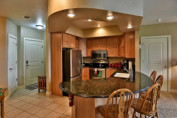 Photo 1 - Unit 411a 1 Bd/ 1 Ba Condo 1 Bedroom Condo by RedAwning