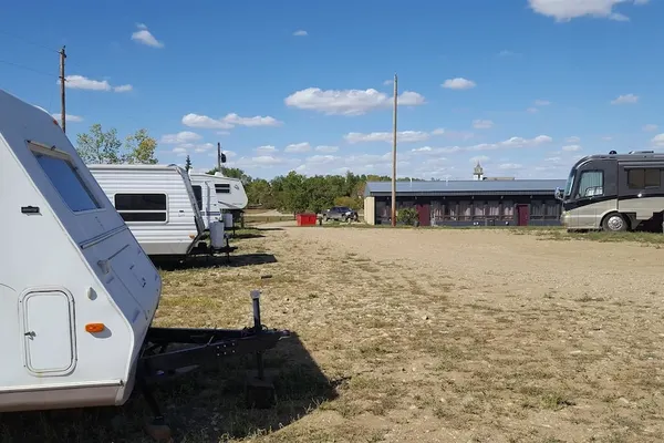 Photo 1 - Old School Motel RV
