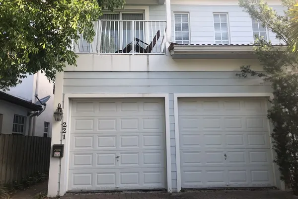 Photo 1 - Huge House near Cruise Port