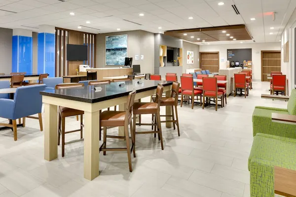 Photo 1 - Holiday Inn Express & Suites Plano - The Colony by IHG
