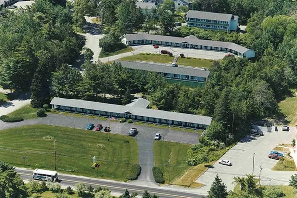 Photo 1 - Edenbrook Motel