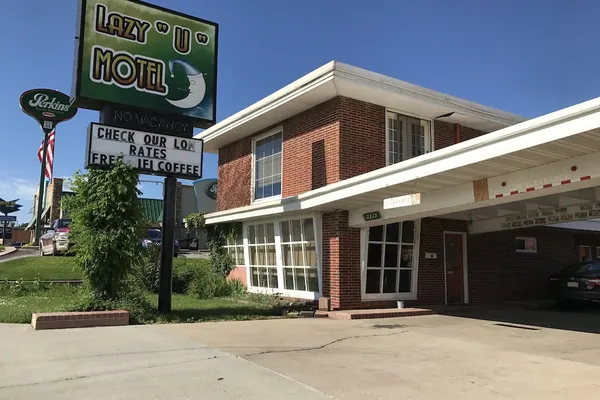 Photo 1 - Lazy U Motel