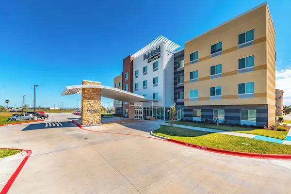 Photo 1 - Fairfield Inn & Suites by Marriott Corpus Christi Central