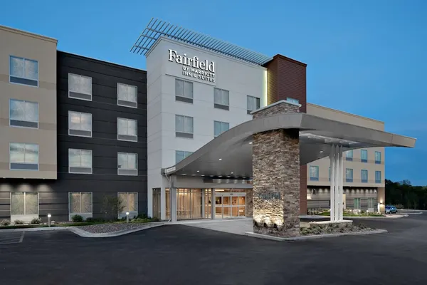 Photo 1 - Fairfield Inn & Suites by Marriott Lake Geneva