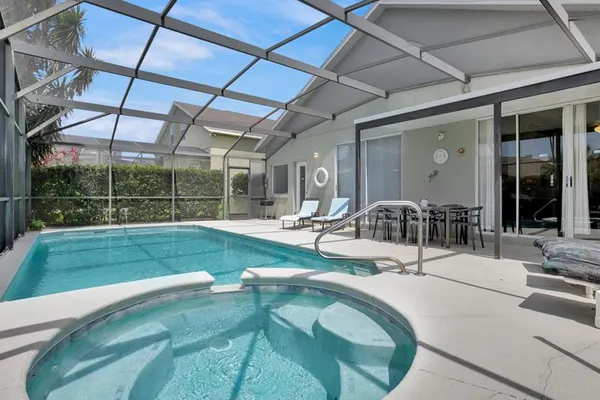 Photo 1 - South Facing Pool & Spa- Minutes to Disney