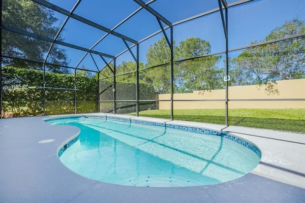 Photo 1 - Castaway Breeze-5 BR Pool Home w/ game room