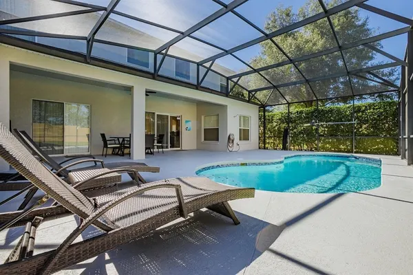 Photo 1 - Castaway Breeze Villa 5 BR Pool Home