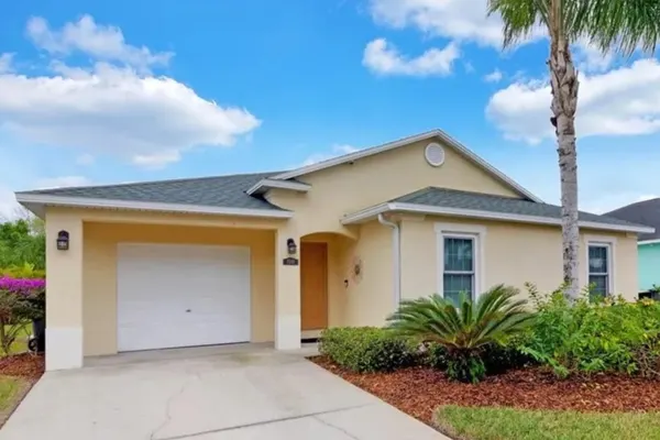 Photo 1 - Serene 4 bed home with lake and conservation views