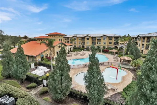 Photo 1 - Beautiful 3BR 3BA Pool View Condo