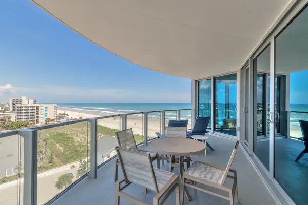 Photo 1 - Max Beach Resort Panorama Suite 704