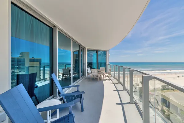Photo 1 - Max Beach Resort Sun Suite 706