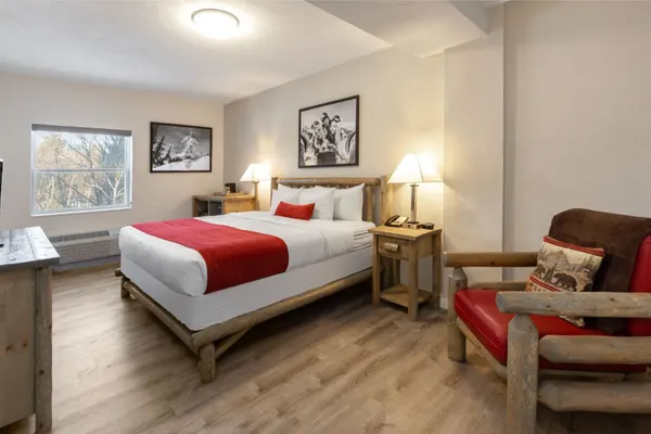 Photo 1 - XXX 1 King Bed 2 Double Beds 2 Bedroom Lodge Family Suite for 4