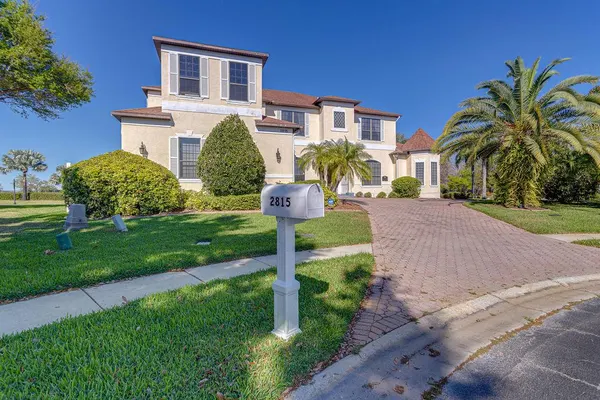 Photo 1 - Spacious 7 Bedroom Home Close to Disney