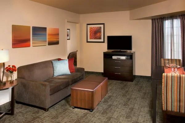 Photo 1 - 2 Bedroom Suite for 8