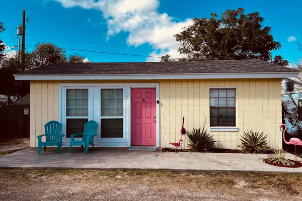 Photo 1 - El Flamingo - Sun Harbor Cottage #5