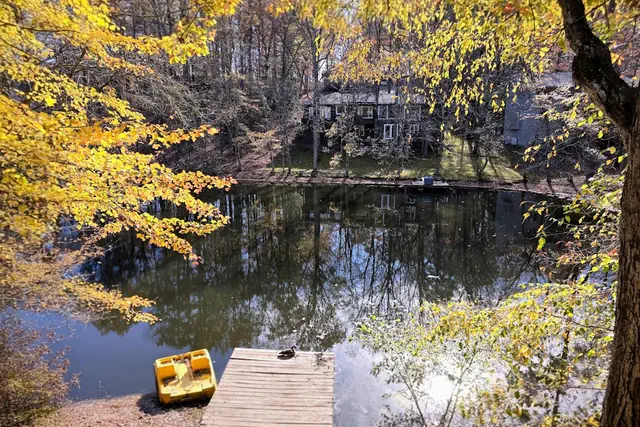 Photo 1 - Lakeside Bliss: Golf, Lakefront, Deck, Pets OK