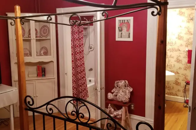 Photo 1 - Historic Victorian Inn - Red Suite (KP117Red)