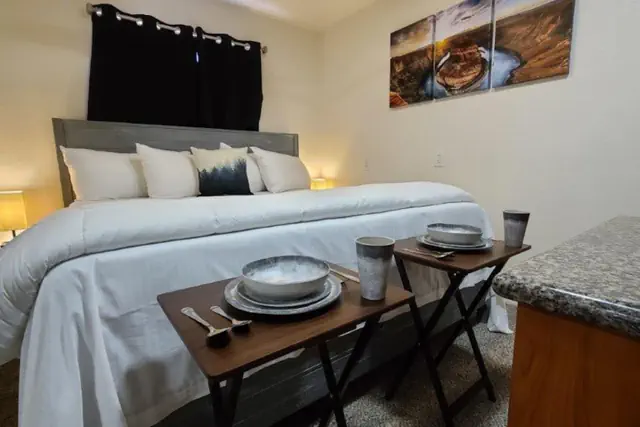 Photo 1 - 69B Studio w/Kitchenette near Grand Canyon South Rim Sleeps 4