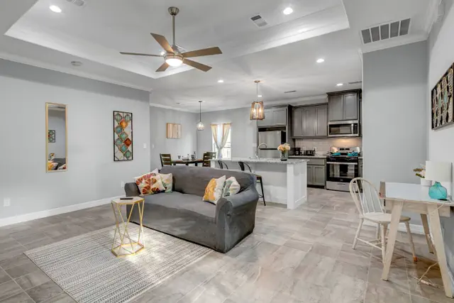 Photo 1 - 3451 😇Renovated gem. Chef Kitch. Wheelchair A. Free Parking