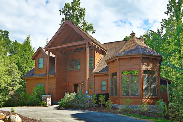 Photo 1 - Spacious Mountain Cabin Nestled in Cedar Falls Resort