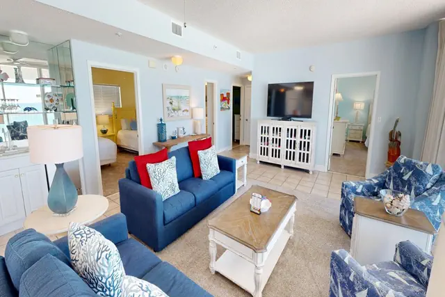 Photo 1 - Oceania 607 - 3 BR 3 Ba right on the beach - sleeps 8