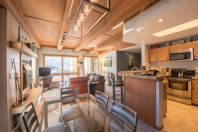 Photo 1 - 2BR Condo with Gorgeous Remodeled Kitchen