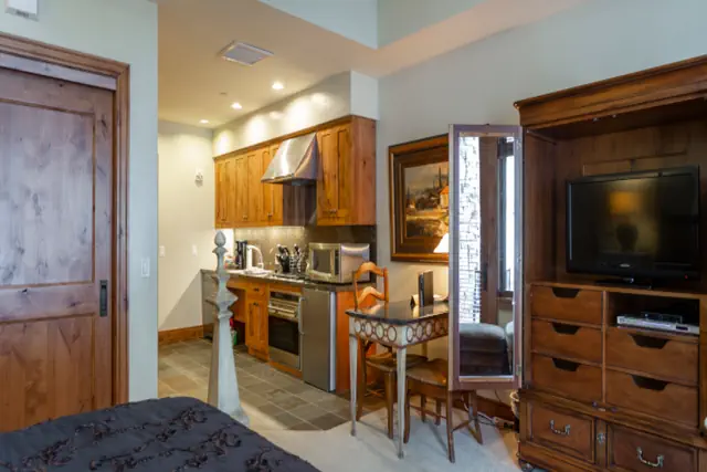 Photo 1 - Shooting Star Lodge at Deer Valley Resort - Studio #102