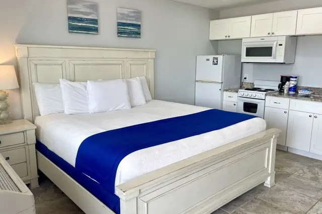 Photo 1 - Beachgate Condo Suites and Hotel 226
